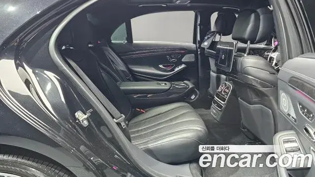 Mercedes-Benz S-Class 2019 — Фото 12/20
