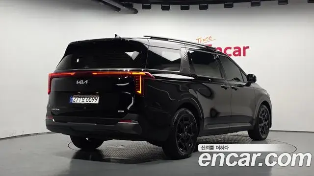 Kia Carnival 2025 — ფოტო 2/31