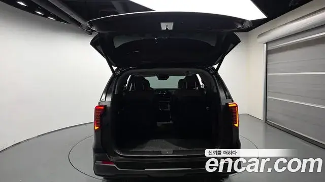 Kia Carnival 2025 — ფოტო 27/31