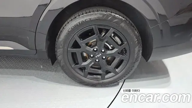 Kia Carnival 2025 — ფოტო 8/31