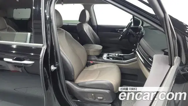 Kia Carnival 2025 — ფოტო 26/31