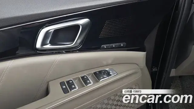 Kia Carnival 2025 — ფოტო 3/31