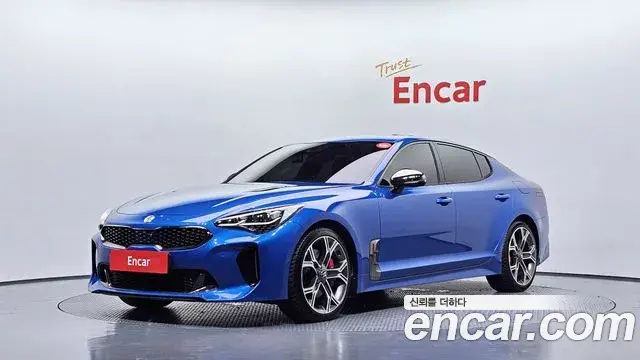 Kia Stinger 2018 — Фото 20/20
