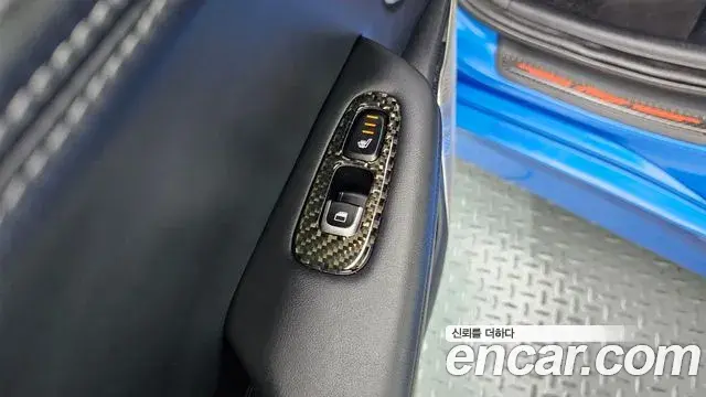 Kia Stinger 2018 — Photo 2/32
