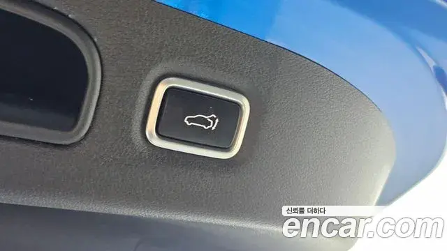 Kia Stinger 2018 — Photo 30/32