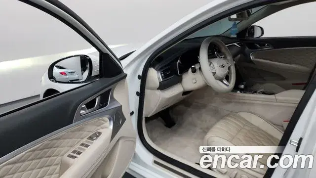 Genesis G70 2021 — Photo 15/35