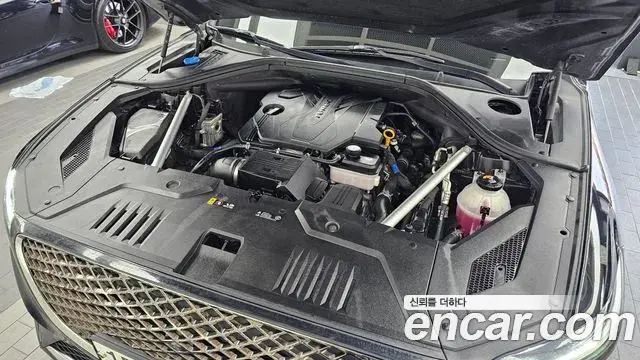 Genesis GV70 2021 — Şəkil 30/32