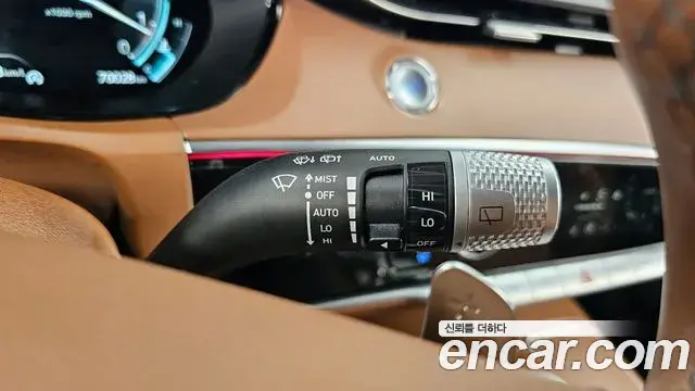 Genesis GV70 2021 — Şəkil 12/32