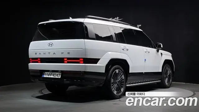 Hyundai Santa Fe 2024 — Фото 2/20