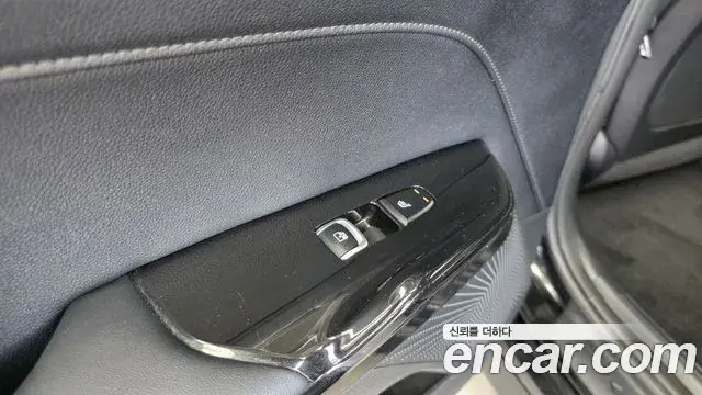 Kia K5 2022 — Şəkil 33/33