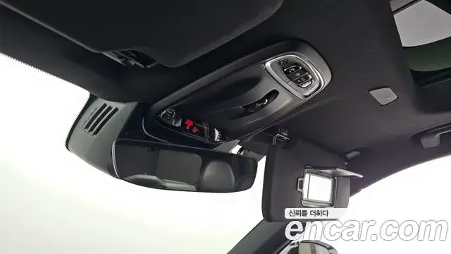 Volvo XC90 2020 — Şəkil 27/38