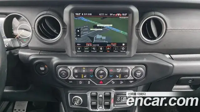Jeep Wrangler 2020 — Фото 13/20