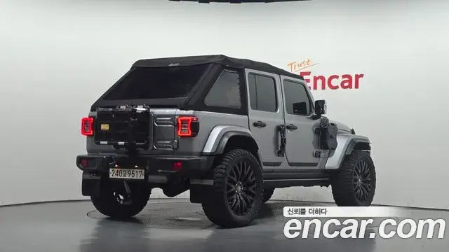 Jeep Wrangler 2019 — Фото 1/20