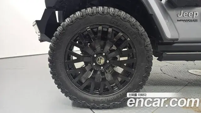 Jeep Wrangler 2019 — Фото 4/20