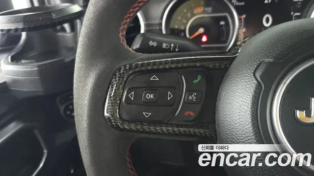Jeep Wrangler 2019 — Фото 16/20
