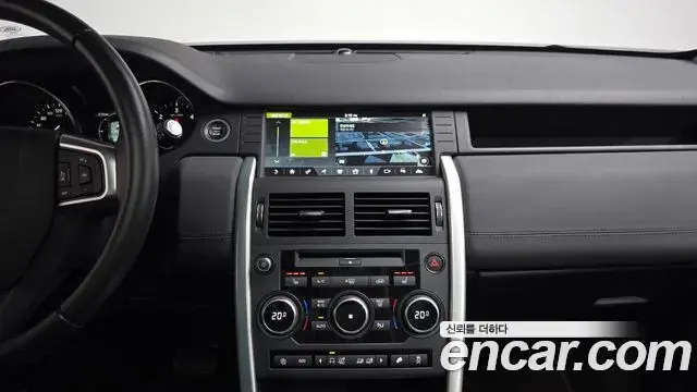 Land Rover Discovery Sport 2019 — Фото 15/20