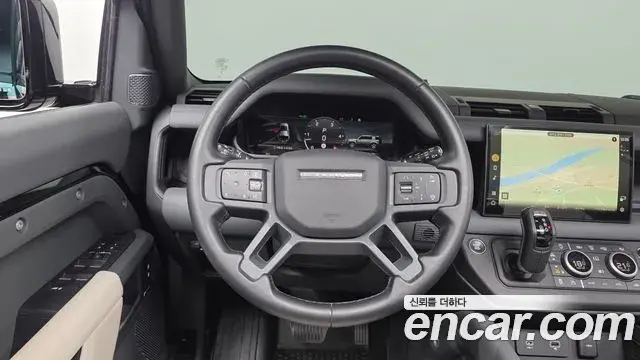 Land Rover Defender 2024 — Фото 12/20