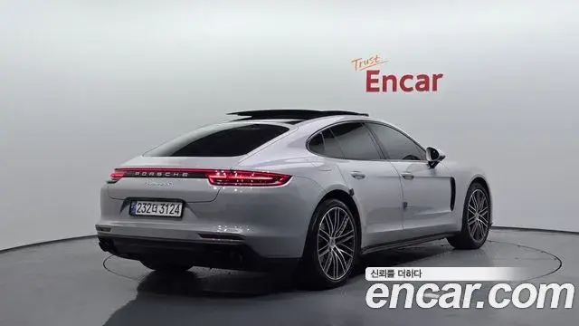 Porsche Panamera 2018 — Фото 2/20