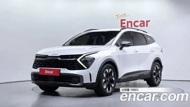 Kia Sportage 2021 — Фото 1/20