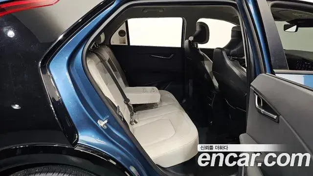 Kia Niro 2022 — Фото 12/20
