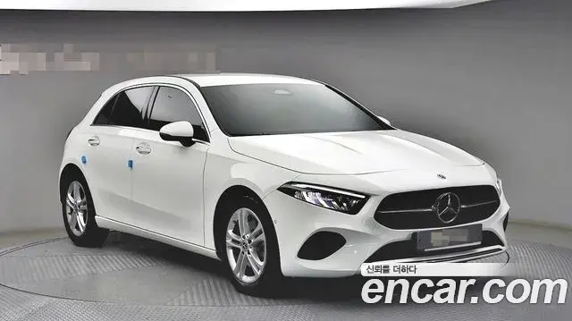 Mercedes-Benz A-Class 2024 — Фото 2/19