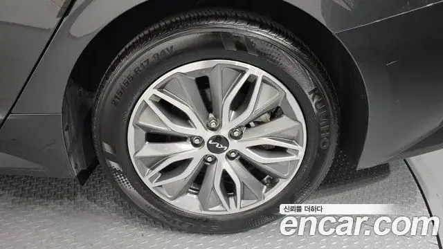 Kia K5 2022 — Photo 15/37