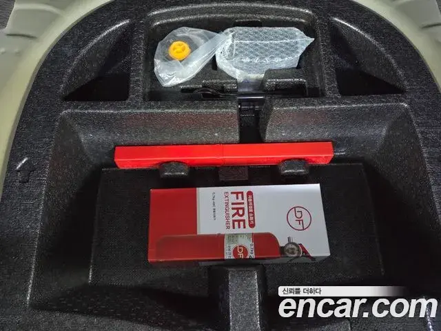 Kia K5 2022 — Photo 9/37