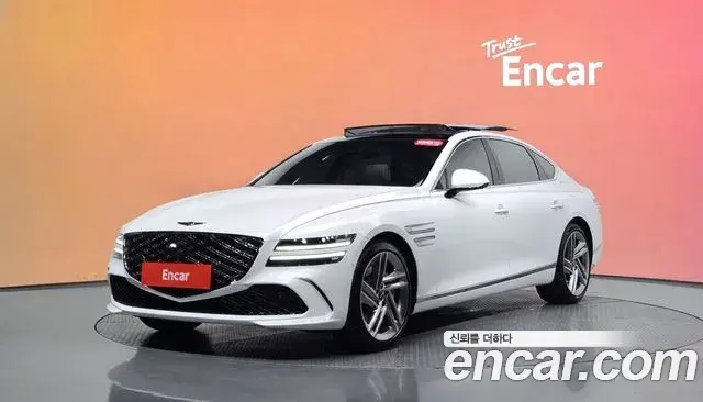 Genesis Electrified G80 2024 — Фото 1/20