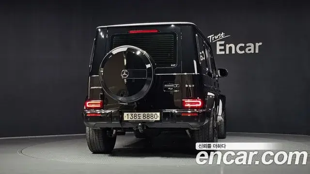 Mercedes-Benz G-Class 2020 — Фото 4/20