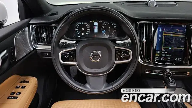 Volvo V60 Cross Country 2019 — Фото 12/20