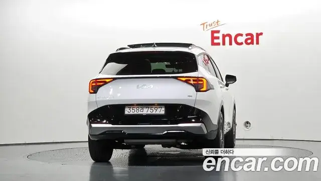 Kia Sportage 2025 — Şəkil 30/34