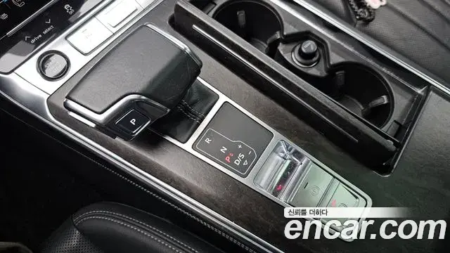 Audi A7 2021 — Фото 9/20