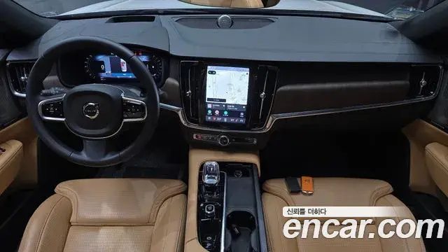Volvo S90 2023 — Photo 26/37