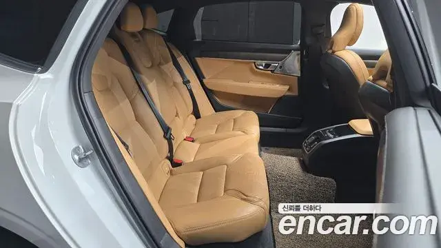 Volvo S90 2023 — Photo 1/37