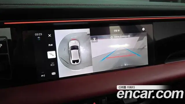 Porsche Macan EV 2025 — Photo 7/30