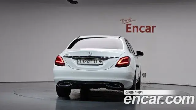 Mercedes-Benz C-Class 2020 — Фото 4/20