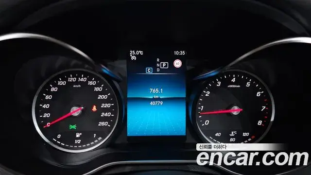 Mercedes-Benz C-Class 2020 — Фото 8/20