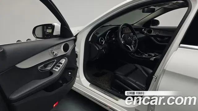 Mercedes-Benz C-Class 2020 — Фото 10/20