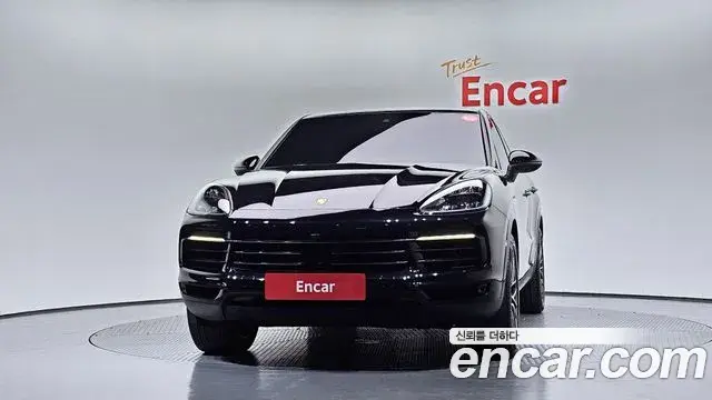 Porsche Cayenne 2021 — Фото 3/20