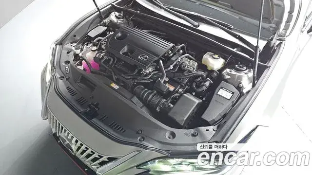 Lexus ES300h 2026 — ფოტო 20/36