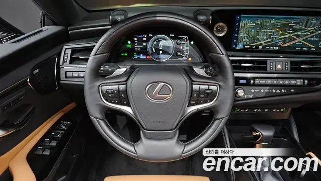 Lexus ES300h 2026 — ფოტო 32/36