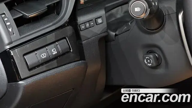 Lexus ES300h 2026 — ფოტო 12/36
