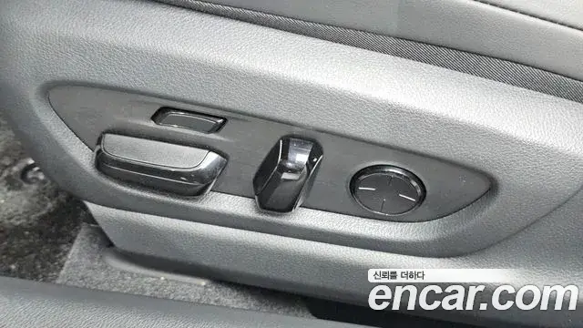 Lexus ES300h 2026 — ფოტო 18/36
