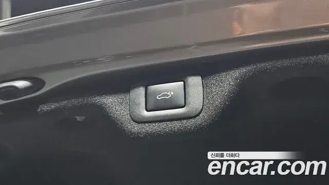Lexus ES300h 2026 — ფოტო 34/36