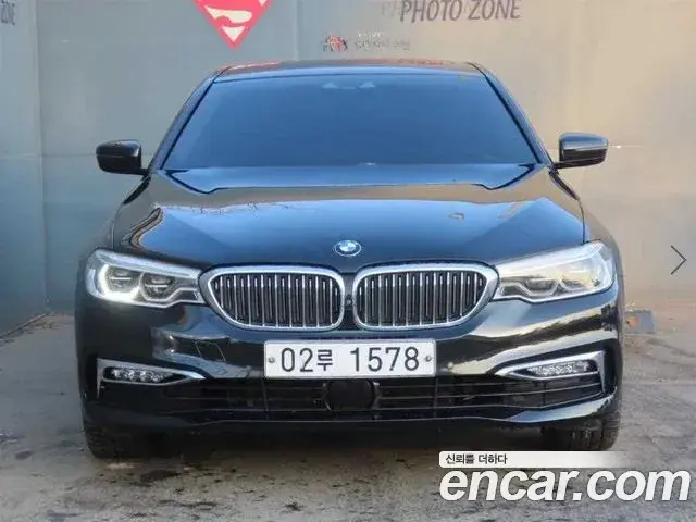 BMW 5 Series 2018 — Фото 2/20