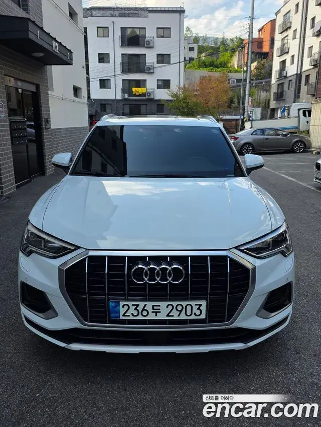 Audi Q3 2020 — Фото 2/10