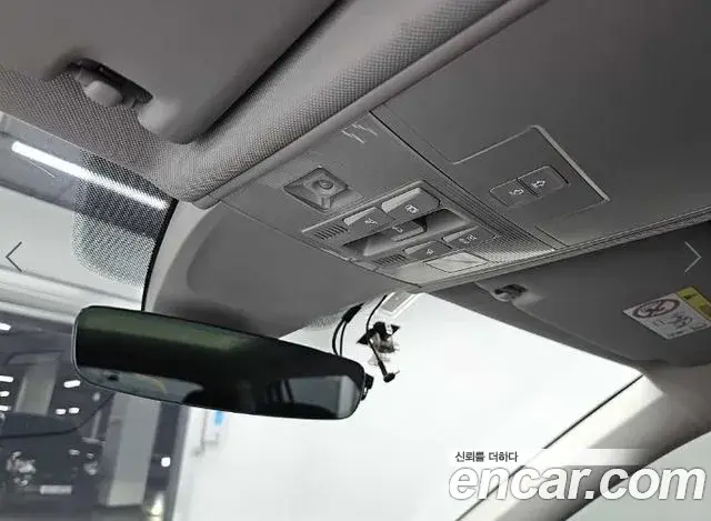 Volkswagen Tiguan Allspace 2023 — Фото 17/20