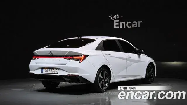 Hyundai Avante 2023 — Фото 2/20