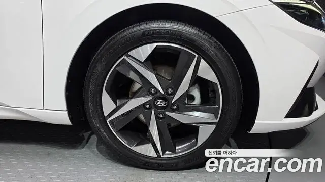 Hyundai Avante 2023 — Фото 5/20