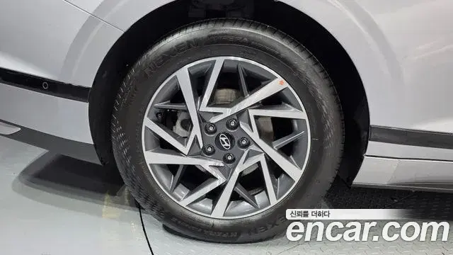 Hyundai Grandeur 2023 — Photo 5/20